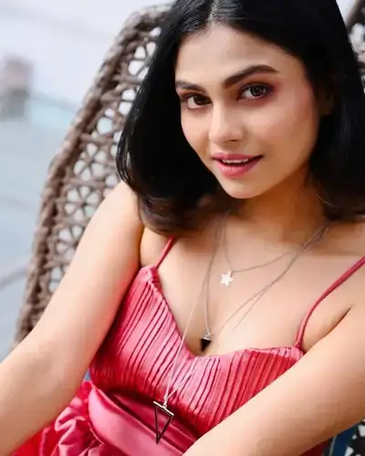 Call Girls Service in Kinwat
